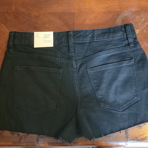 NWT Universal Thread HighRise Black Shorts Size6 - Picture 2 of 4